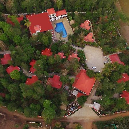 Gokulam Grand Resort & Spa, Coorg Kushālnagar Exterior photo