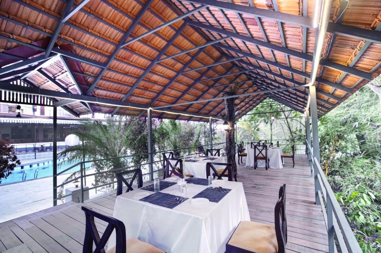 Gokulam Grand Resort & Spa, Coorg Kushālnagar Exterior photo