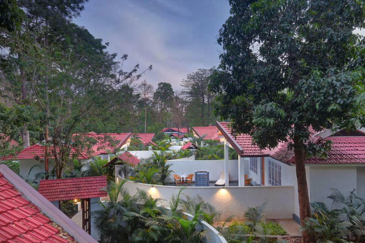 Gokulam Grand Resort & Spa, Coorg Kushālnagar Exterior photo