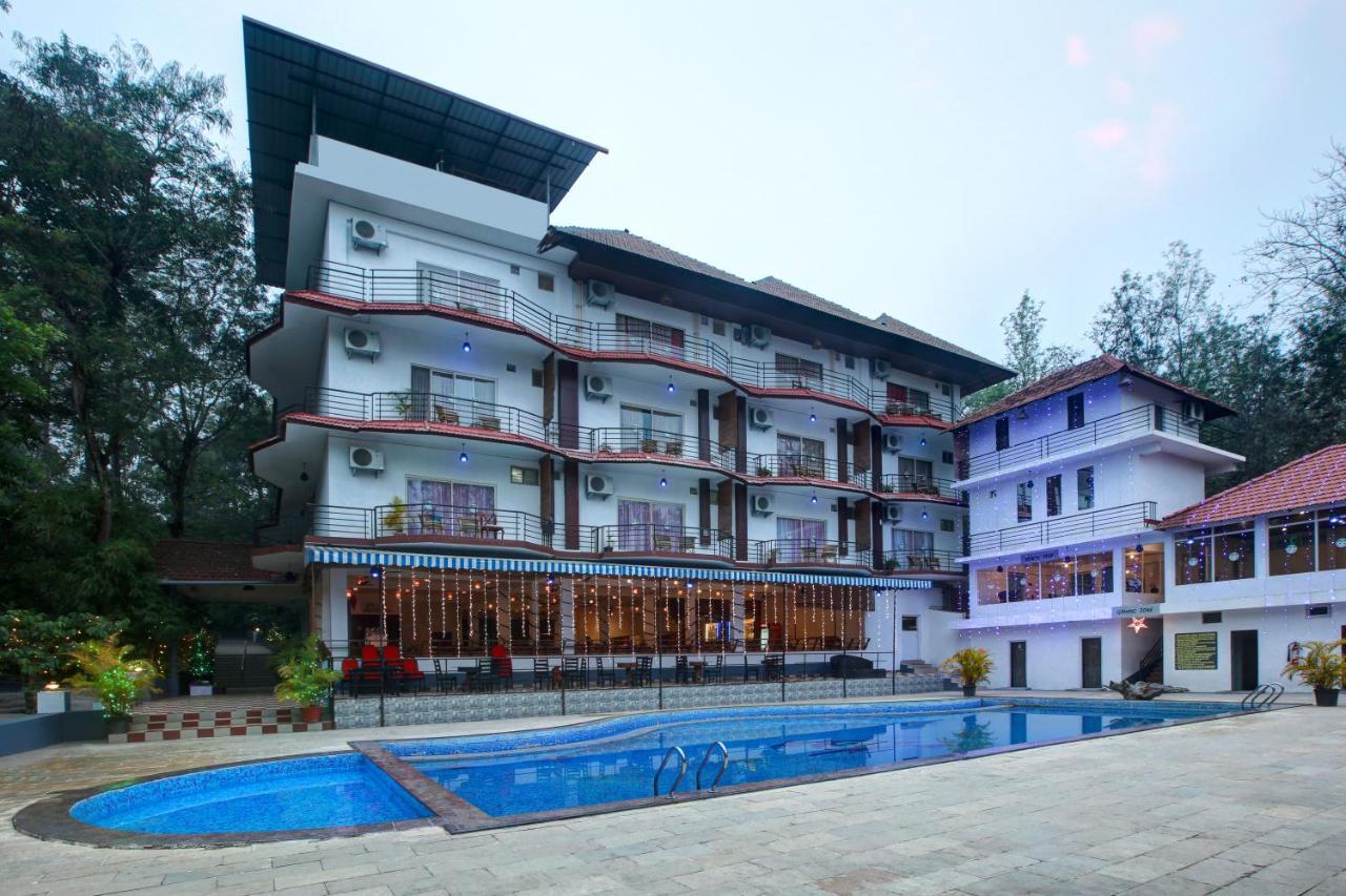 Gokulam Grand Resort & Spa, Coorg Kushālnagar Exterior photo